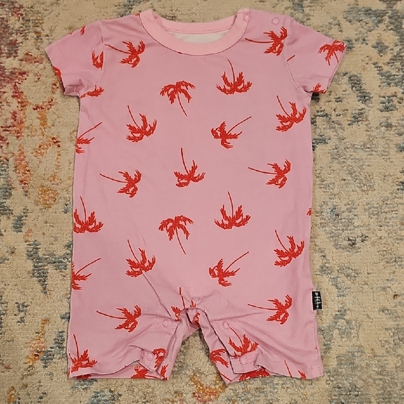 Pink Baby Romper with Red Palm Print - Picture 1 of 1